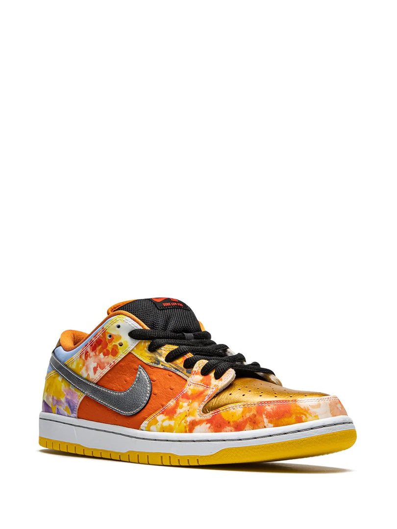 NIKE SB DUNK LOW STREET HAWKER